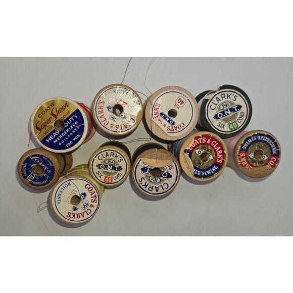 Vintage Wood Thread Spool Lot of 56 with 2 Plastic Cases Cotton Polyester - Picture 12 of 16